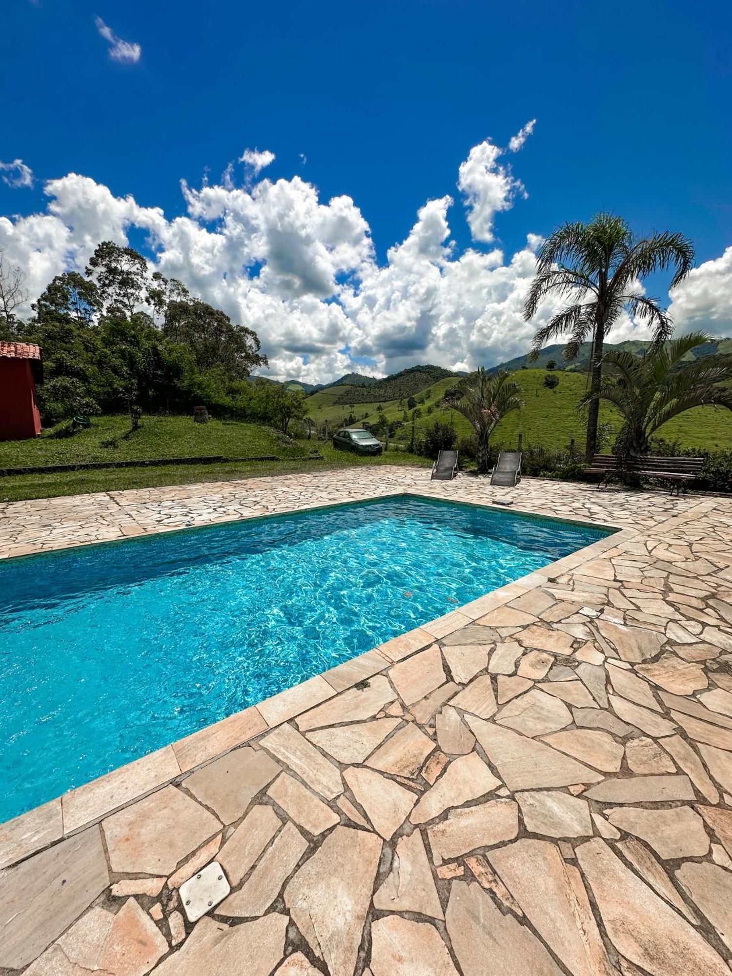 Pousada E Restaurante Casarao Passa Quatro Bagian luar foto