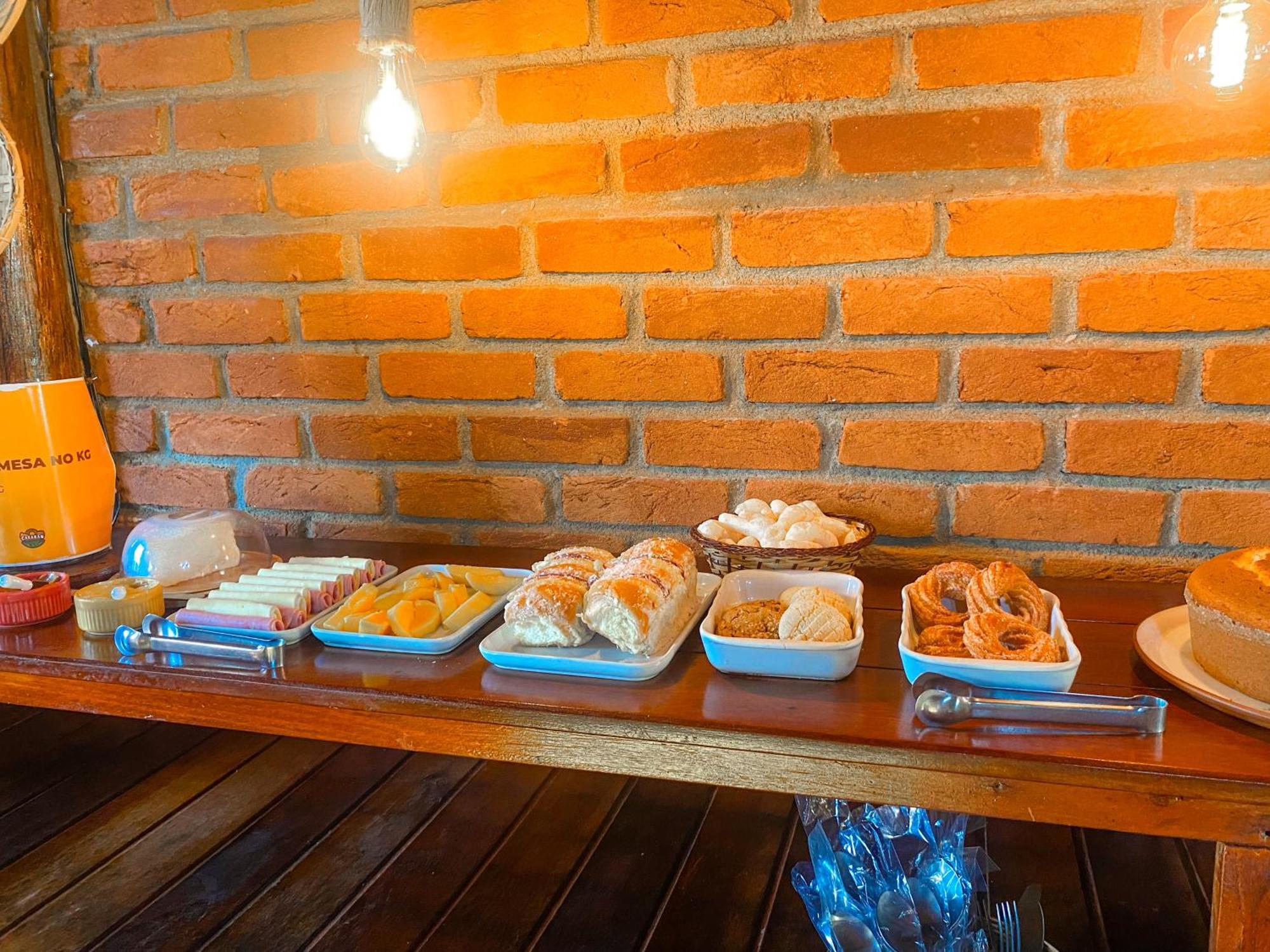 Pousada E Restaurante Casarao Passa Quatro Bagian luar foto